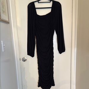 Elegant Black Body-con Dress